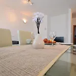 شقة Awesome In With Swimming Pool نين