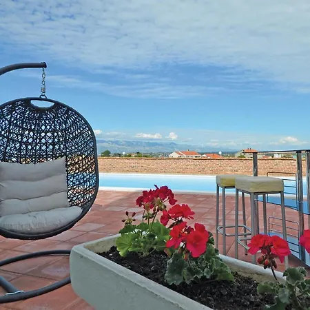 Awesome In With Swimming Pool * Нин