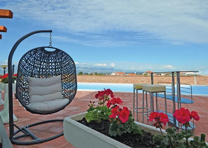 Awesome In With Swimming Pool * Нин